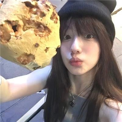 霓虹灯下的哨兵